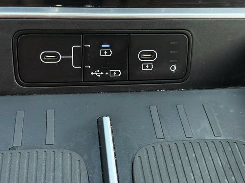 Used 2024 Hyundai Santa Fe SEL FWD image 19