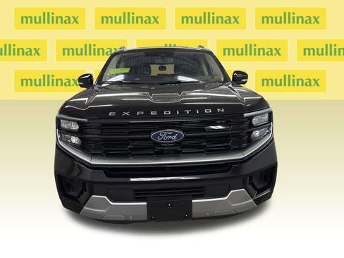 Certified 2025 Ford Expedition Max Platinum AWD/4WD image 15