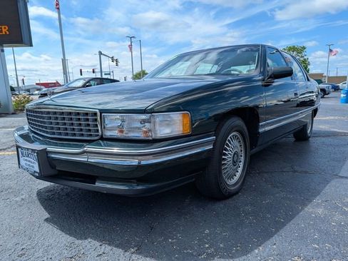 Used 1995 Cadillac De Ville Sedan FWD image 2