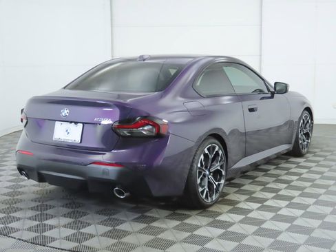 Certified 2025 BMW 230i Coupe w/ Convenience Package image 5