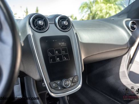 Used 2017 McLaren 570S Coupe RWD image 21