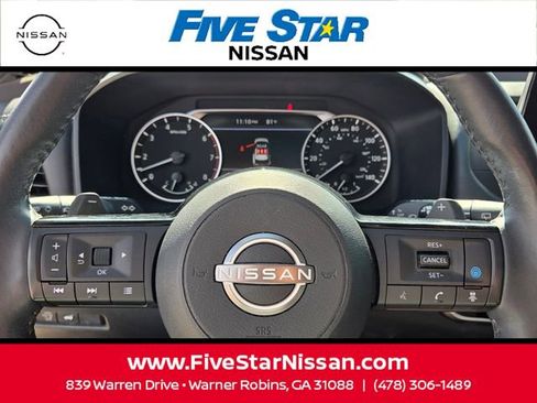 Used 2023 Nissan Rogue SV w/ SV Premium B Package image 25