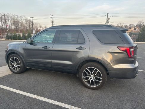 Used 2016 Ford Explorer Sport w/ Equipment Group 401A AWD/4WD image 5
