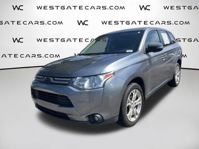 Used 2014 Mitsubishi Outlander SE