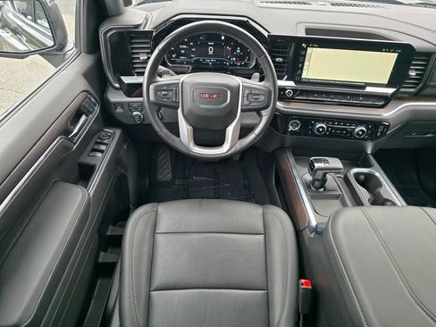 Certified 2023 GMC Sierra 1500 SLT w/ SLT Convenience Package image 31