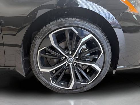 Used 2023 Nissan Altima 2.5 SR w/ SR Premium Package AWD/4WD image 23
