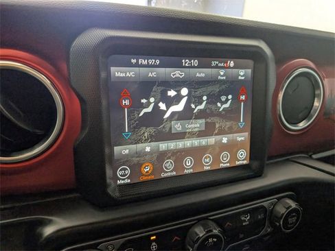 Used 2021 Jeep Gladiator Rubicon image 30