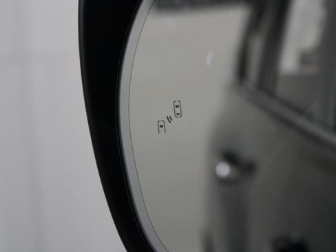 Used 2023 Lexus GX 460 Premium image 39