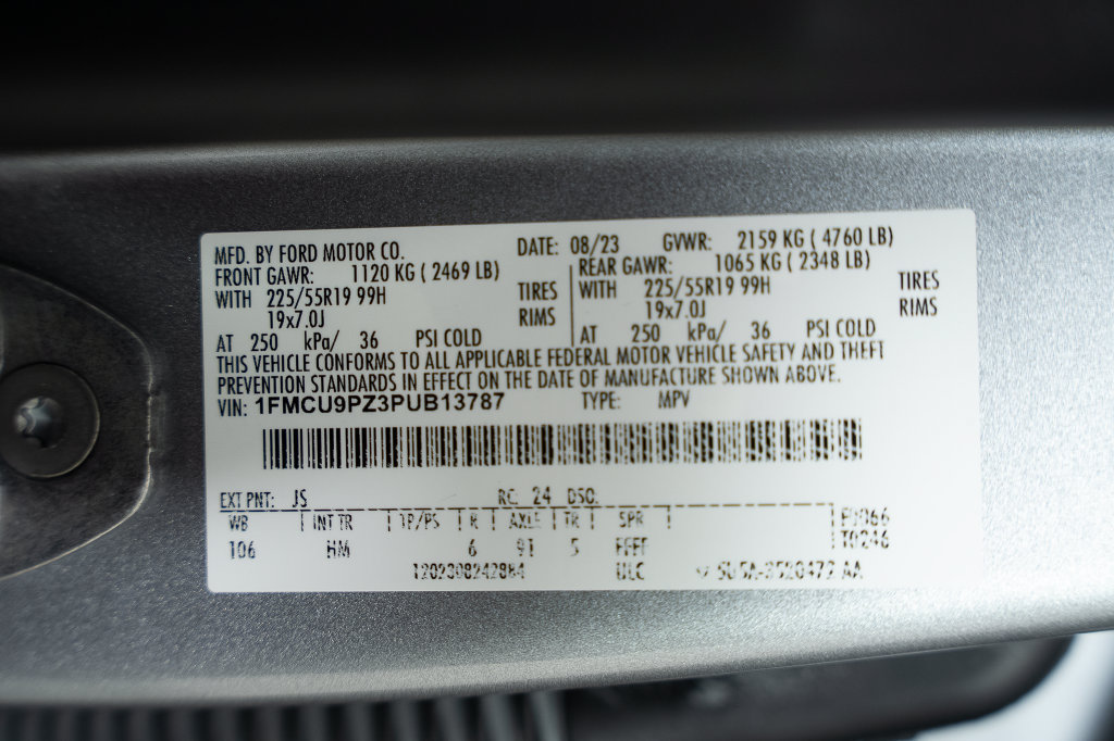 Used 2023 Ford Escape ST-Line Elite AWD/4WD image 39