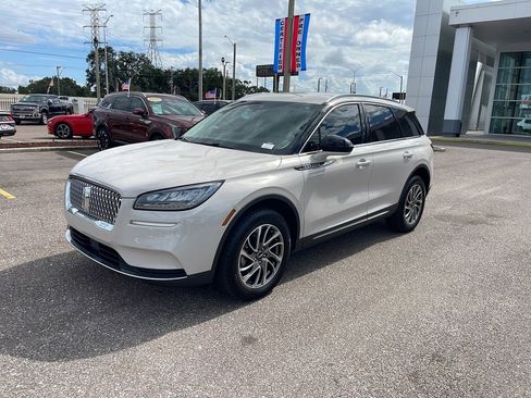 Used 2022 Lincoln Corsair Standard w/ Equipment Group 101A image 2