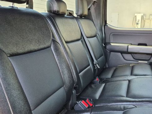 Used 2022 Ford F150 XLT w/ Equipment Group 302A High AWD/4WD image 16