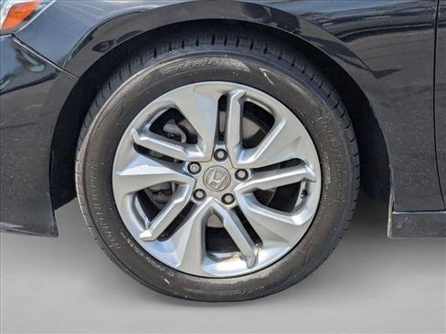 Used 2020 Honda Accord LX image 23