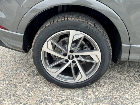 New 2025 Audi Q3 2.0T Premium image 6