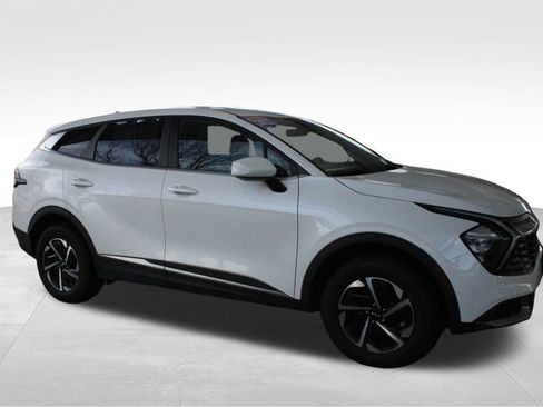 Used 2023 Kia Sportage LX AWD/4WD image 18
