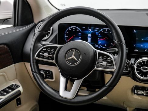 Used 2021 Mercedes-Benz GLA 250 4MATIC image 15