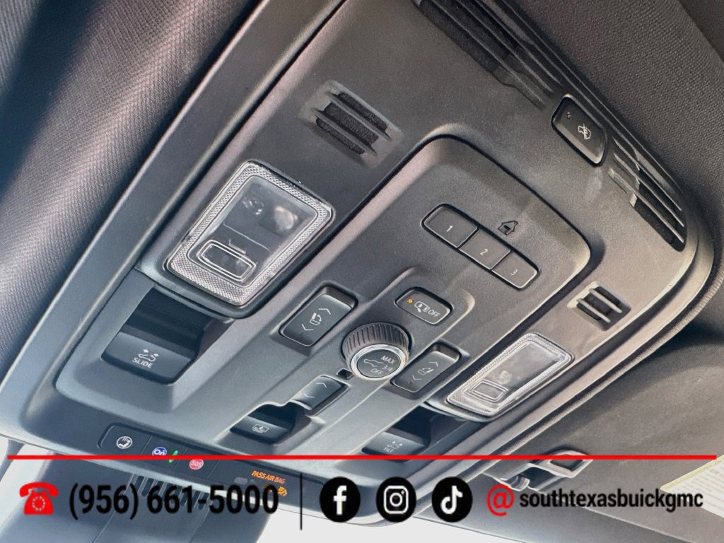 Used 2024 GMC Yukon Denali w/ Denali Reserve Package AWD/4WD image 24