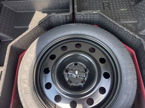 Used 2024 Ford Edge SEL w/ Convenience Package AWD/4WD image 65