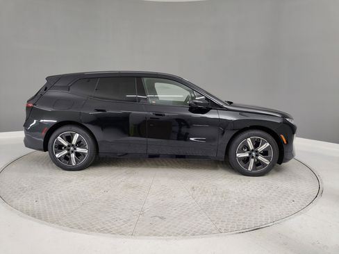 Used 2026 BMW iX xDrive60 AWD/4WD image 5