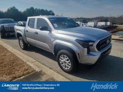 Used 2025 Toyota Tacoma SR