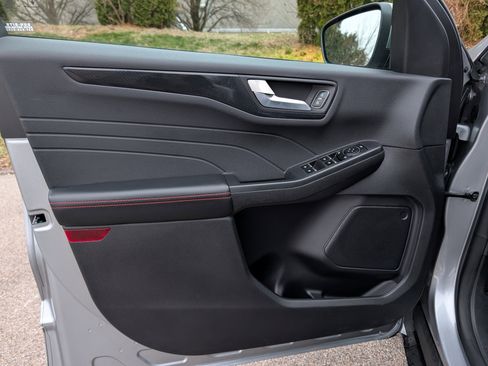 Used 2023 Ford Escape ST-Line Select image 34