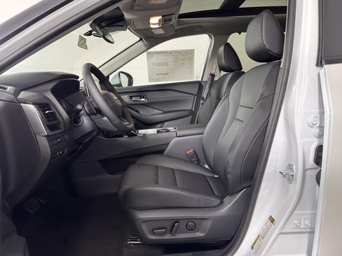 New 2026 Nissan Rogue SV w/ SV Premium Package image 10