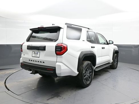 Certified 2025 Toyota 4Runner SR5 image 6