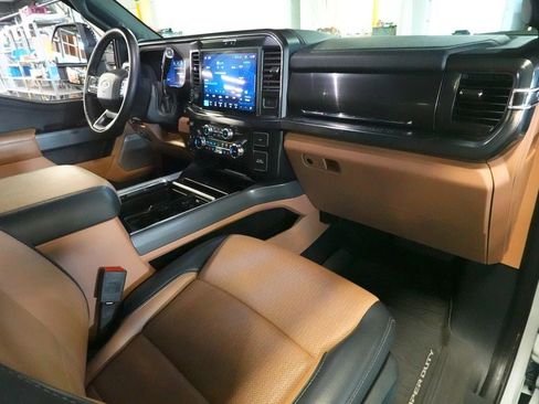Used 2025 Ford F250 Lariat w/ Lariat Ultimate Package AWD/4WD image 33