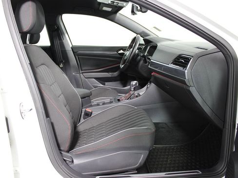 Used 2021 Volkswagen Jetta GLI image 12