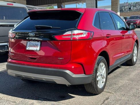 Used 2022 Ford Edge SEL w/ Convenience Package AWD/4WD image 3