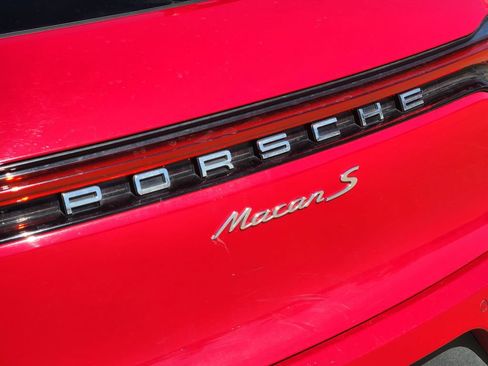 Used 2020 Porsche Macan S image 13