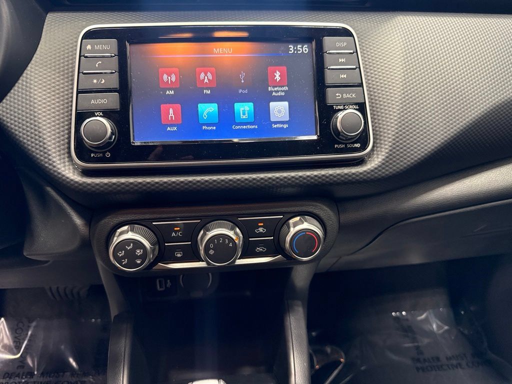 Used 2025 Nissan Kicks Play S FWD image 22