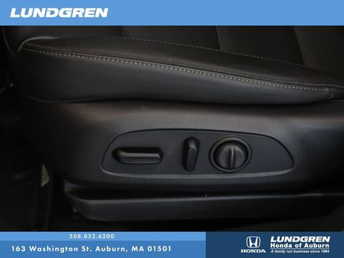 Used 2023 Chevrolet TrailBlazer ACTIV w/ Sun and Liftgate Package AWD/4WD image 12