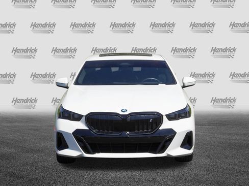 Used 2024 BMW i5 eDrive40i w/ M Sport Package RWD image 3