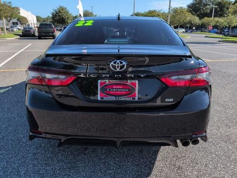 Certified 2022 Toyota Camry SE w/ Convenience Package FWD image 5