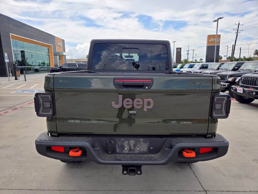Used 2022 Jeep Gladiator Mojave w/ Trailer Tow Package AWD/4WD image 4
