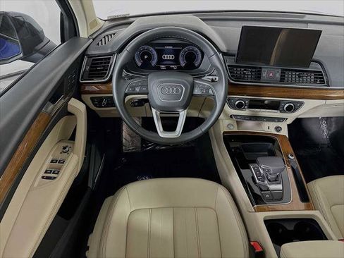 Certified 2025 Audi Q5 2.0T Premium Plus w/ Premium Plus Package image 21