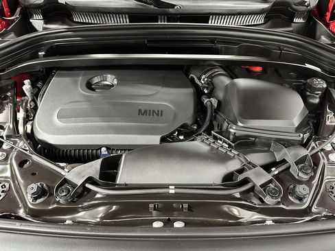 Certified 2025 MINI Cooper Countryman S w/ Comfort Package Max image 8