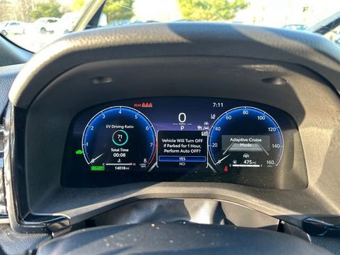 Used 2025 Toyota Camry XSE FWD image 30
