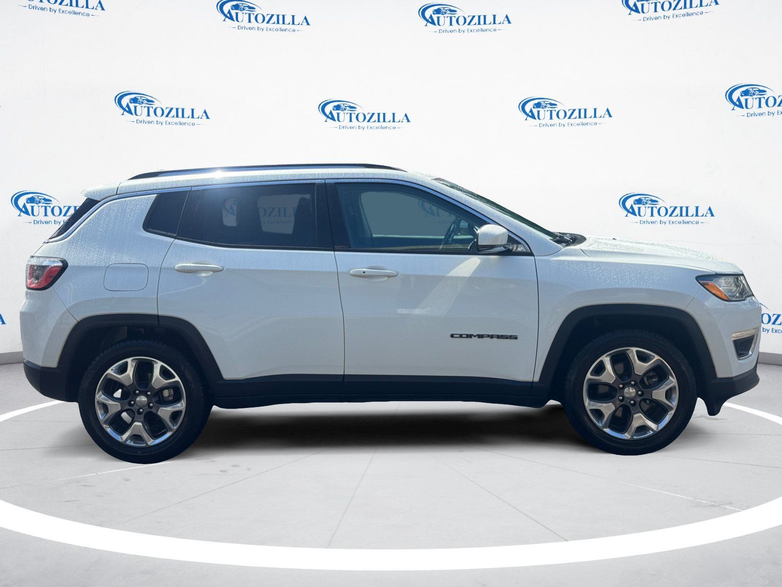 Used 2020 Jeep Compass Limited FWD image 6