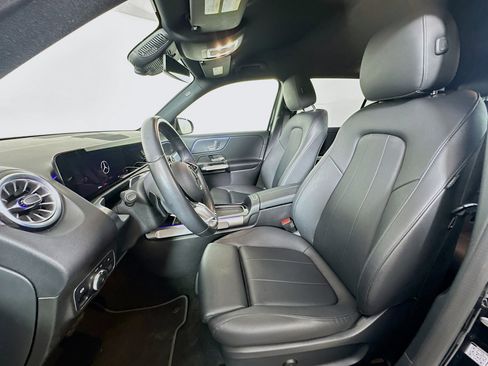 Used 2024 Mercedes-Benz EQB 250+ image 13