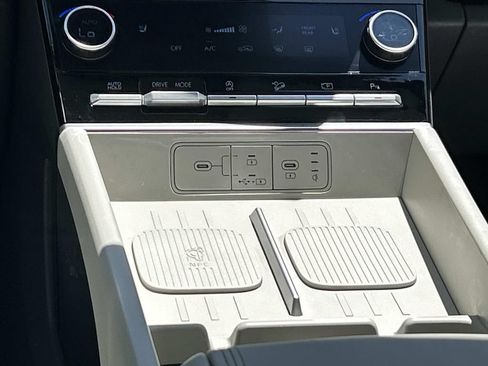 Certified 2025 Hyundai Santa Fe SEL FWD image 27