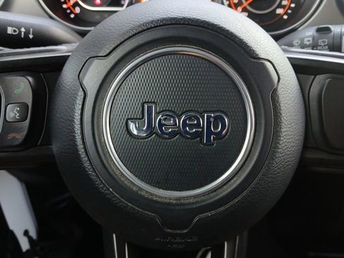 Used 2021 Jeep Wrangler Unlimited Sport AWD/4WD image 5