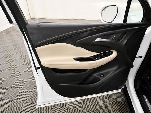 Used 2017 Buick Envision Essence image 13