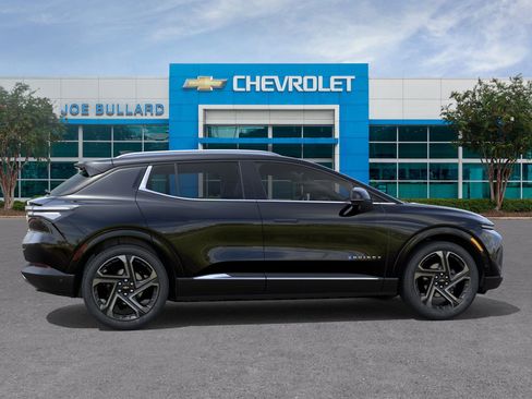 New 2025 Chevrolet Equinox EV LT w/ Convenience Package II FWD image 39