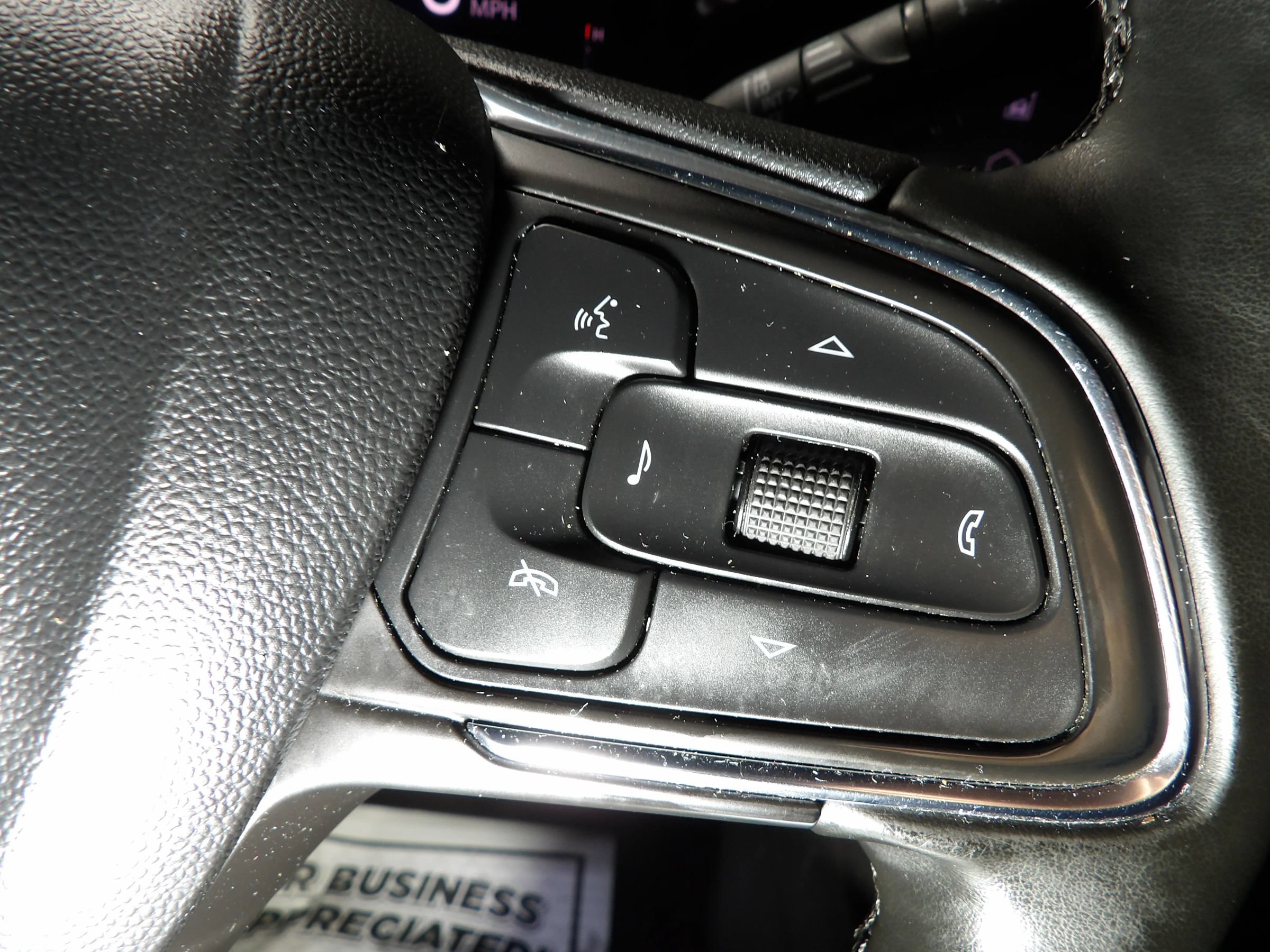 Used 2025 Buick Envista Preferred w/ Convenience I Package FWD image 17