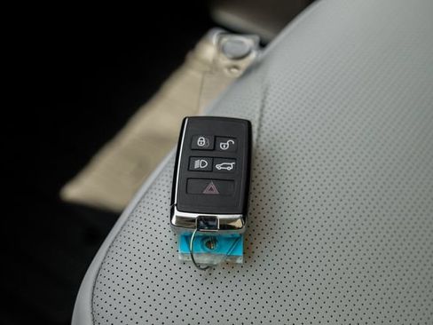 New 2026 Land Rover Discovery Dynamic SE AWD/4WD image 69