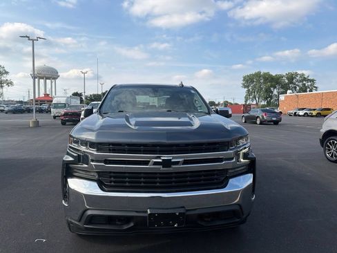 Used 2022 Chevrolet Silverado 1500 LT AWD/4WD image 7