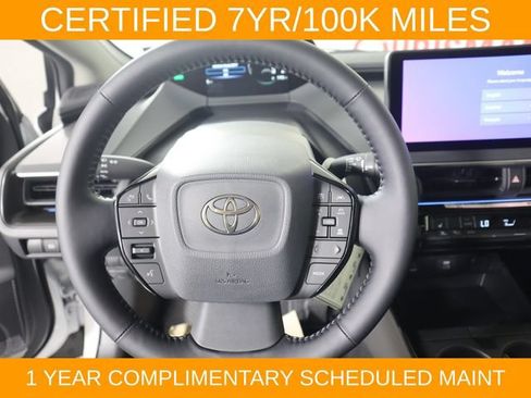 Used 2025 Toyota Prius AWD image 55
