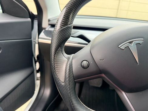 Used 2020 Tesla Model 3 Standard Range RWD image 25