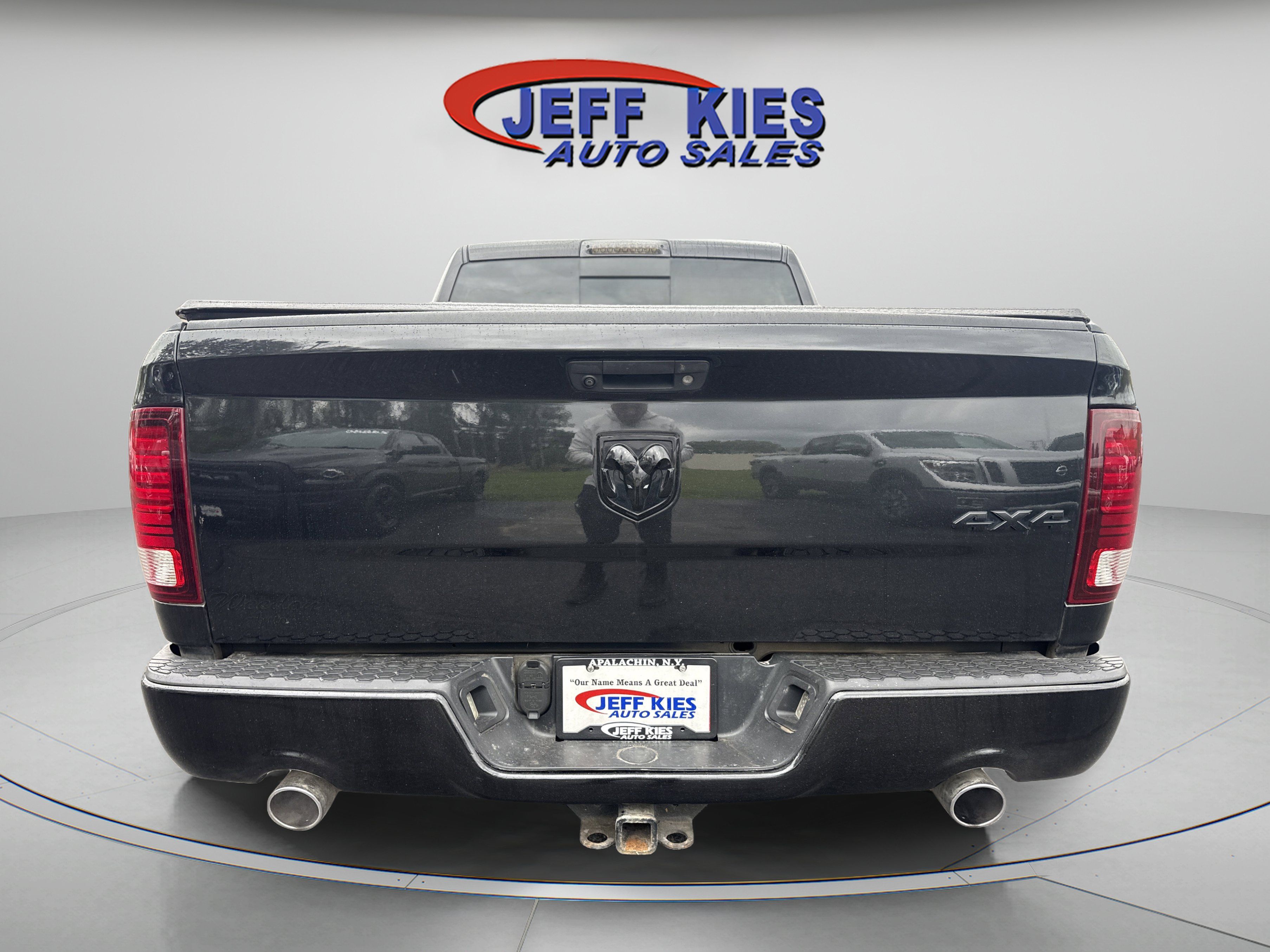 Used 2017 RAM 1500 Sport w/ Black Ram 1500 Sport Group AWD/4WD image 6